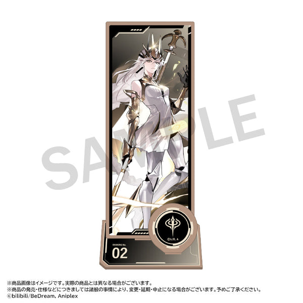 『TO BE HERO X』木製スタンド 2.クイーン